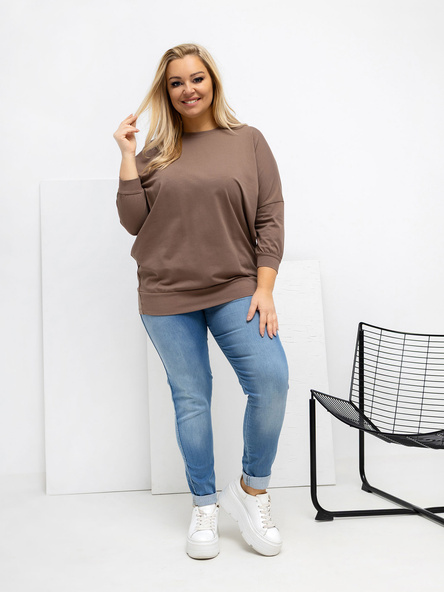 Tmavě béžová bavlněná blůza plus size.