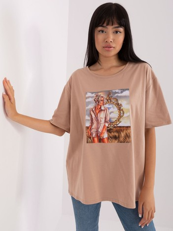 Hurt Beżowy damski t-shirt oversize z nadrukiem
