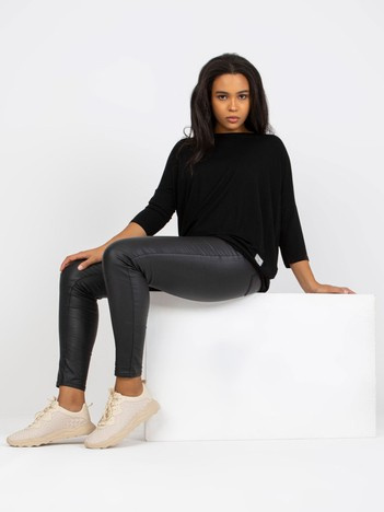 Hurtownia online Czarna gładka bluzka plus size z bawełny 
