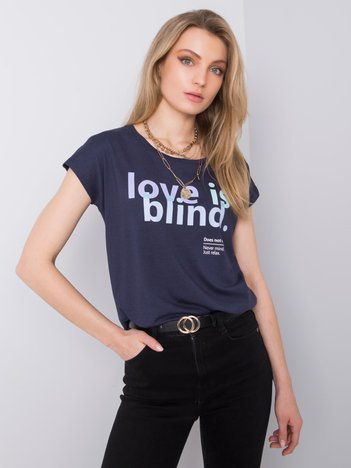 Dunkelblaues T-Shirt mit dem Aufdruck STITCH & SOUL.