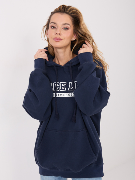 Dunkelblaue Damen-Kapuzenpullover mit Aufschrift.