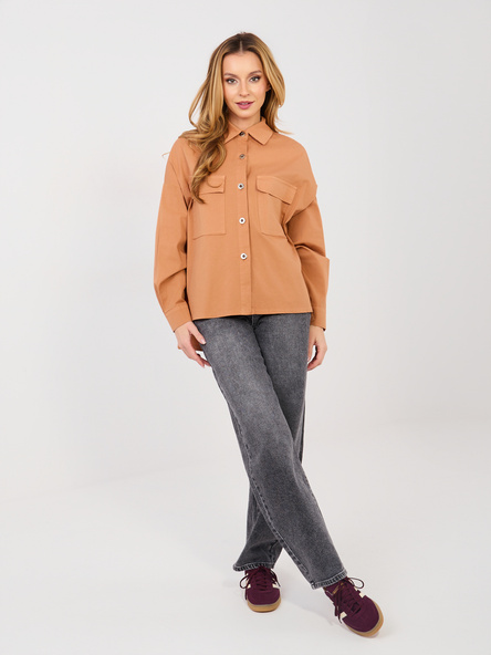 Ziegelrote Damen-Oversize-Bluse aus Baumwolle.