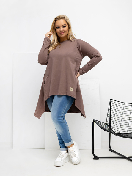Hellebraune Plus-Size-Tunika aus Baumwolle.