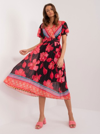 Großhandel schwarz-rote gemusterte Kleid mit kurzen Ärmeln.