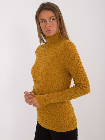 Damenpullover mit Rollkragen in senfgelb mit Lochmuster.