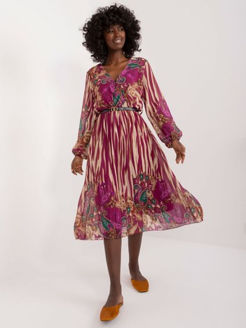 Hurt Lila Kleid mit Wickelausschnitt.