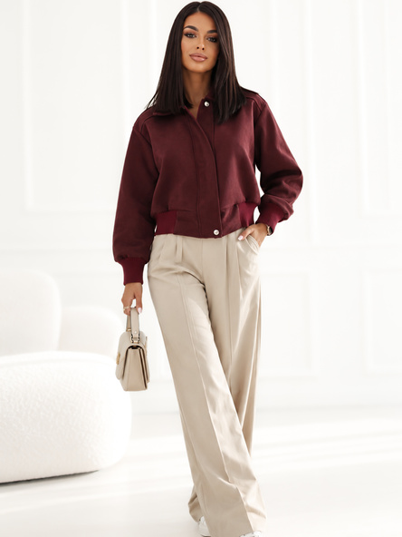 Bordeaux kurze Jacke mit Wildleder-Effekt.
