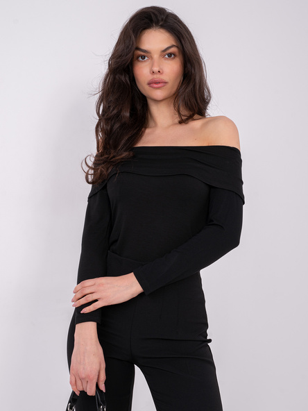 Black women's off-the-shoulder blouse made of viscose.