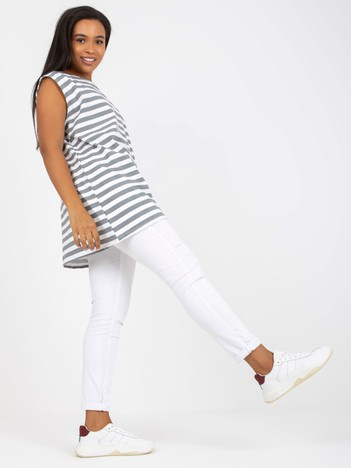 Online wholesale Bicolor gray-white plus size top with a round neckline.