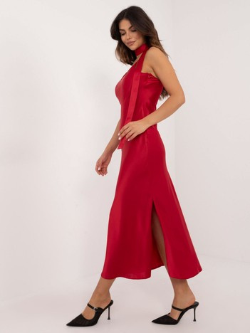 Hurt Dark red evening dress with a slit.