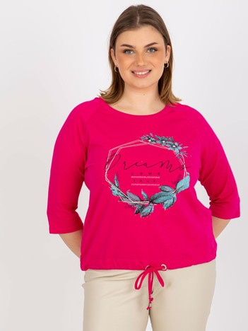 Hurt fuchsia plus size blouse with inscription and application.