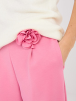 Różowe dresowe spodnie w eleganckim stylu