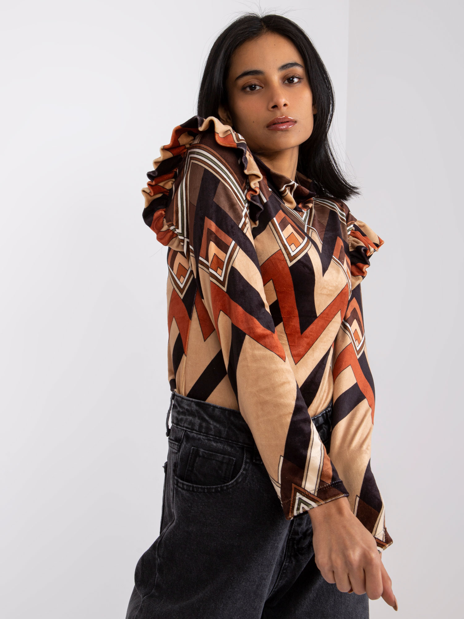 Brown-beige velour blouse with Annabel prints
