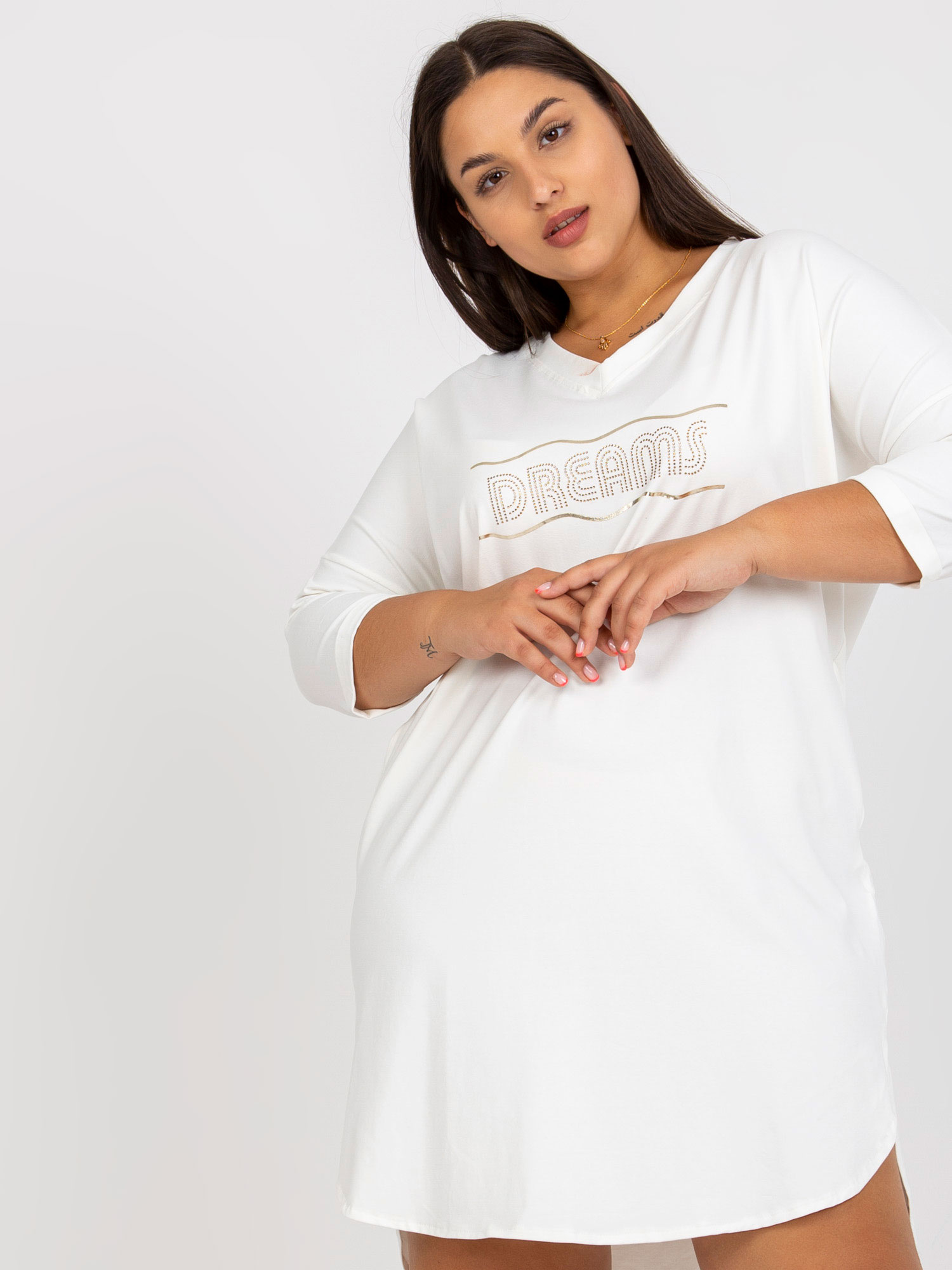 Ecru bombažna tunika plus size z napisom.