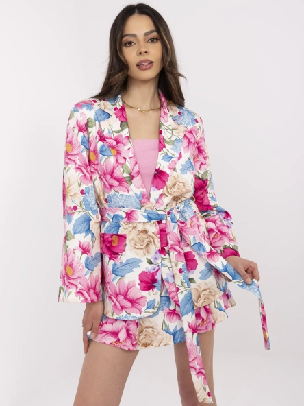 Ecru-niebieski komplet z marynarką o kroju kimono