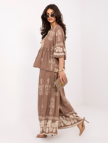 Ciemnobeżowy letni komplet w stylu boho