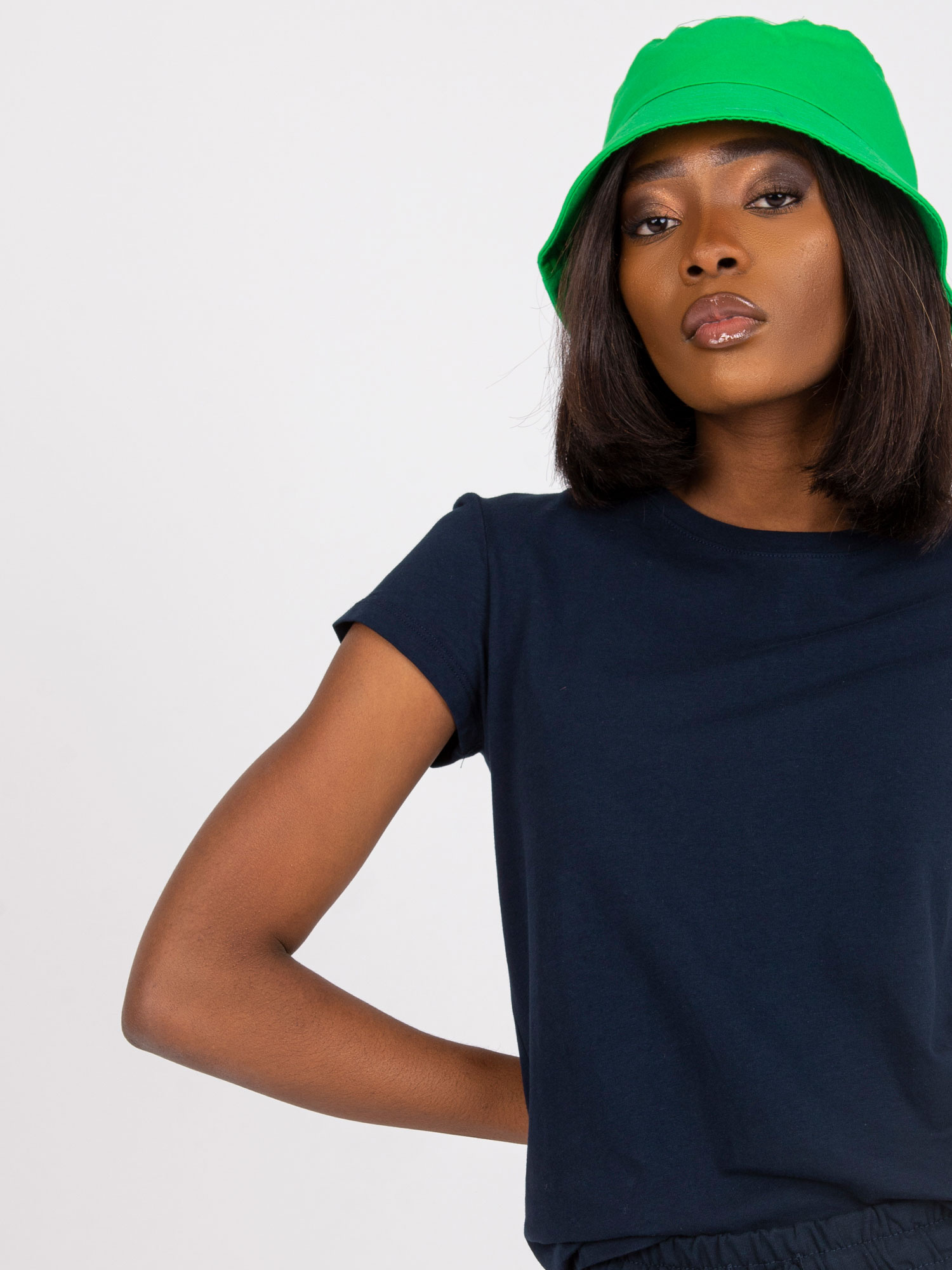 Granatowy t-shirt Peachy