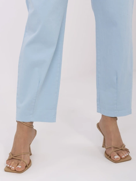 Hurtownia Jasnoniebieskie damskie spodnie typu marchewki