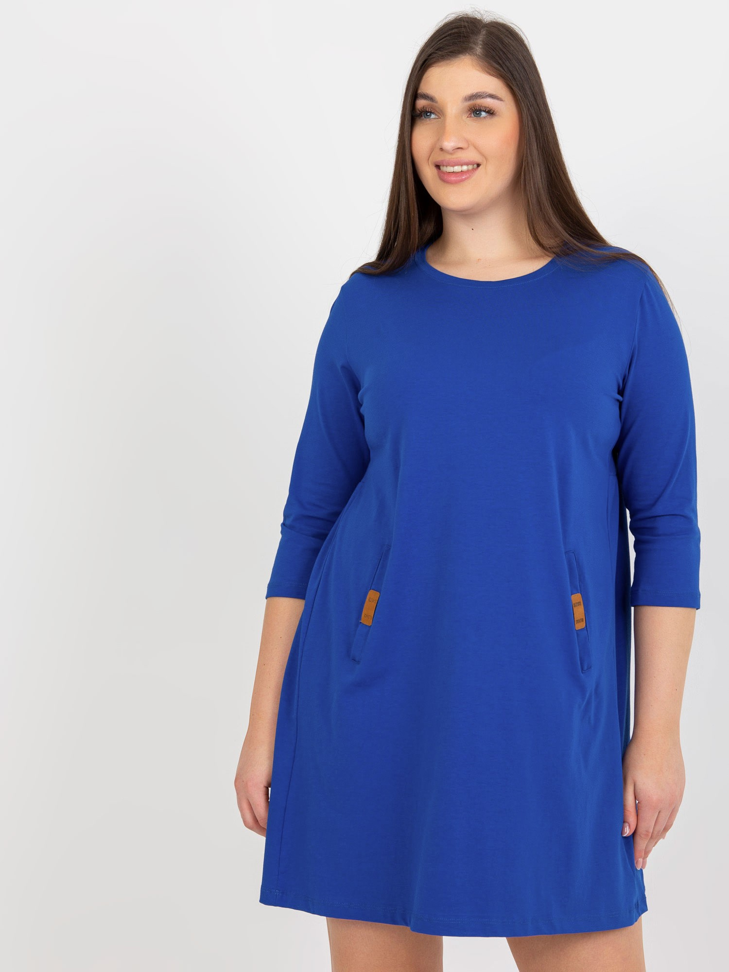 Hurt Kobaltinė mini suknelė plus size su kišenėmis Dalenne.