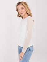 Biała wizytowa bluzka z drapowaniem