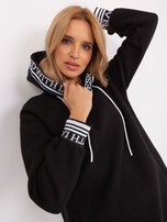 Hurtownia Czarna sukienka dresowa z kieszeniami