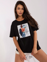 Hurtownia Czarny luźny t-shirt damski z nadrukiem