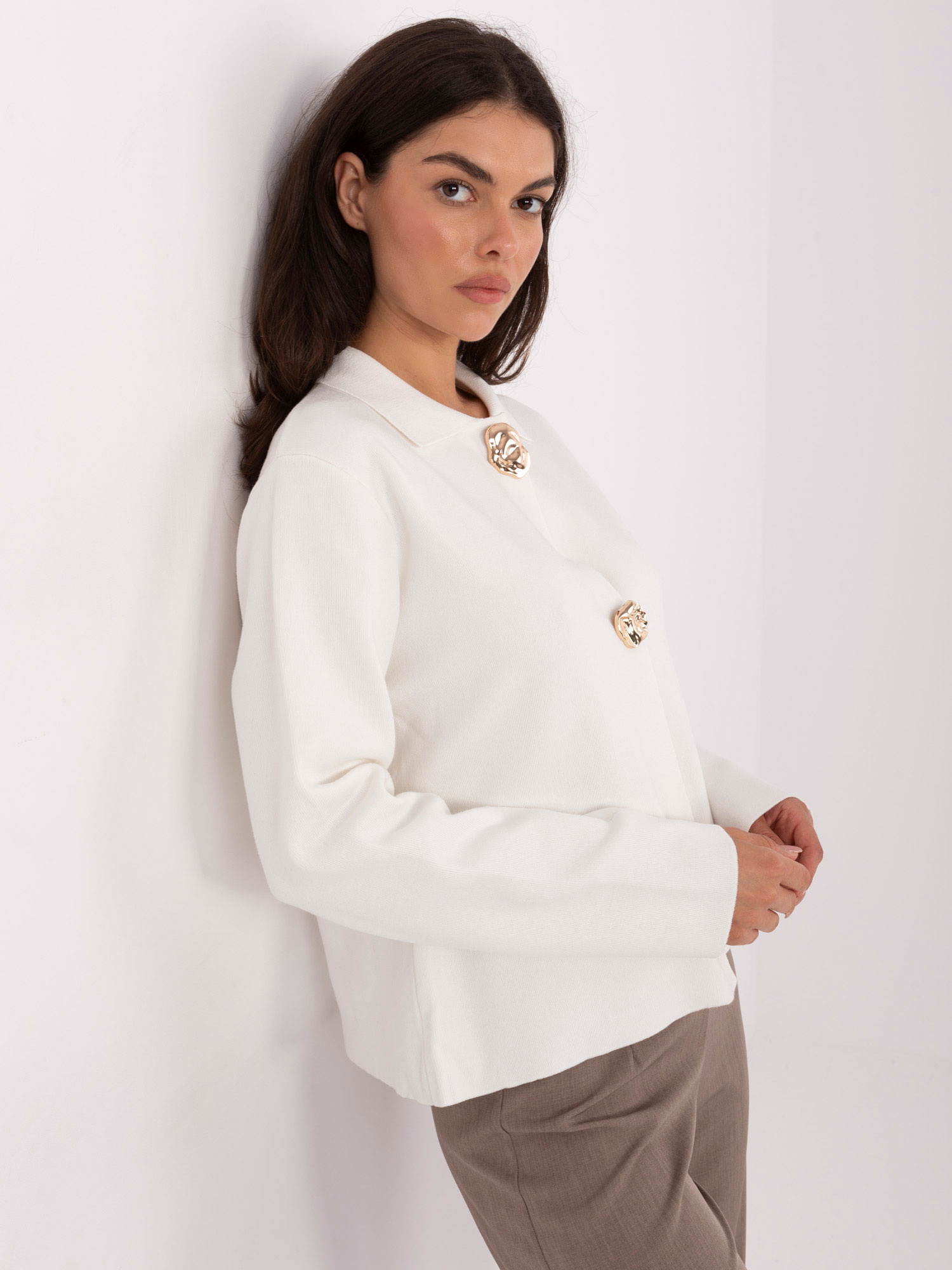Sweter ecru