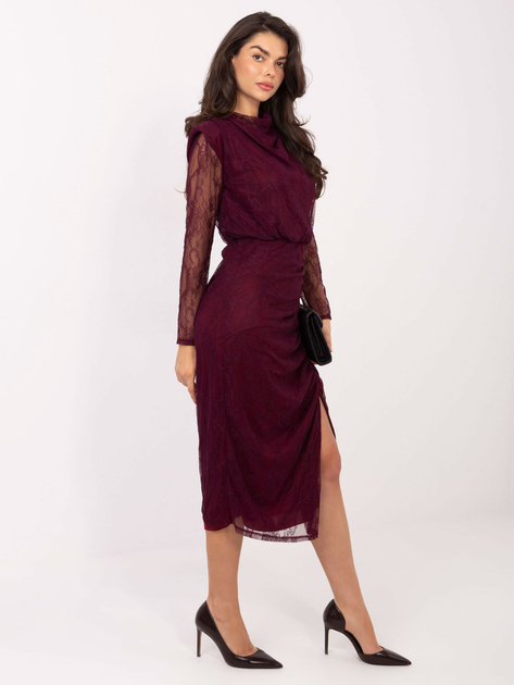 Ciemnofioletowa koronkowa sukienka z rozcięciem