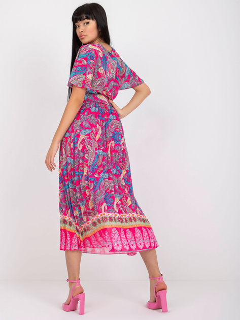 Różowa plisowana sukienka one size z orientalnym motywem