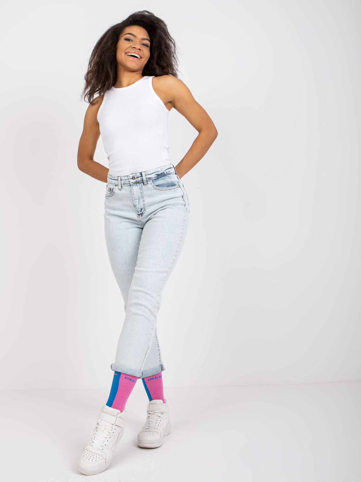 Helle blaue Mom-Jeans Lotta.