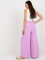 Hurt Jasnofioletowe materiałowe spodnie typu szwedy