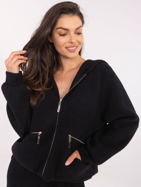 Czarny komplet alpaka z bluzą z kapturem