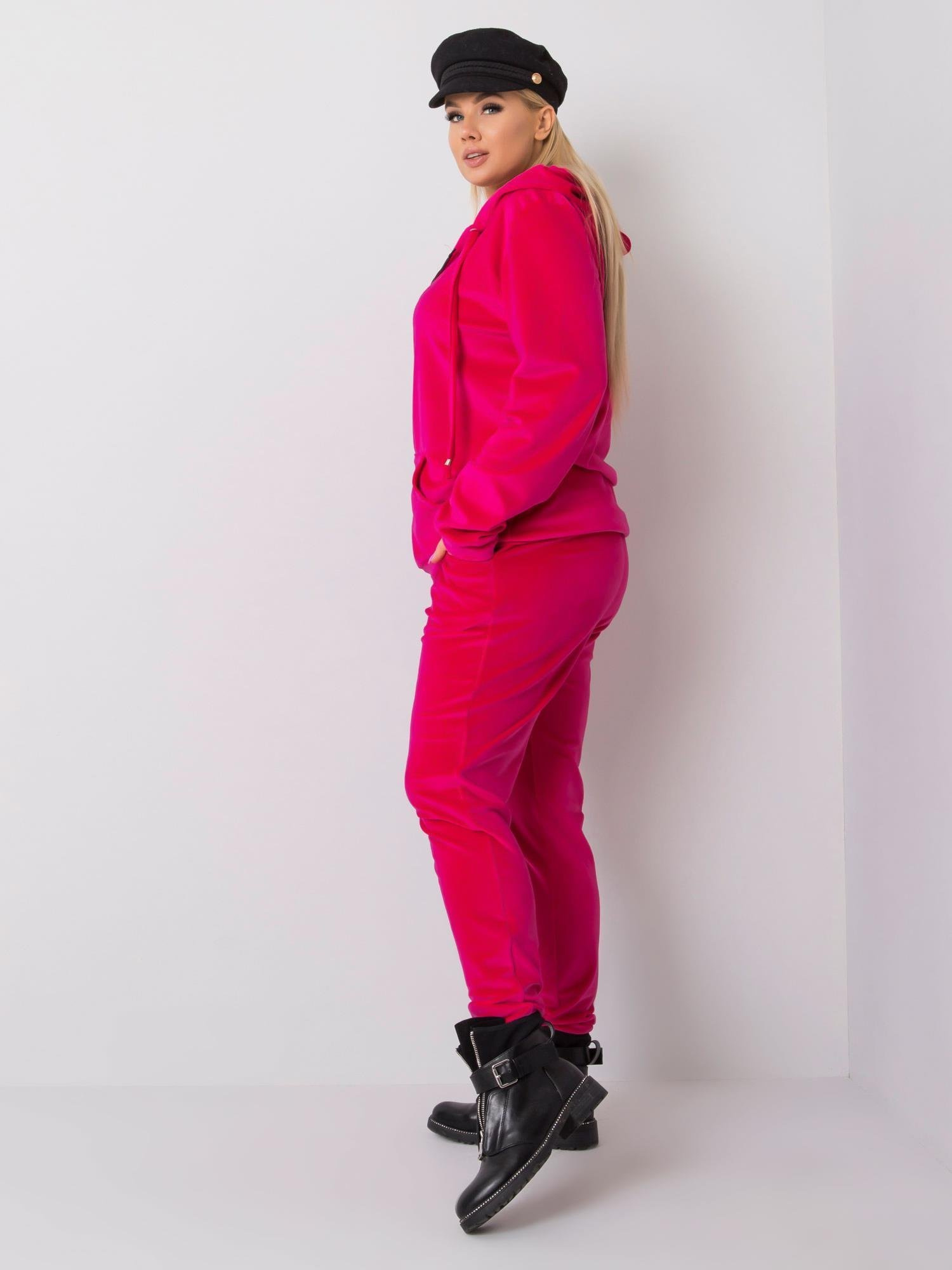 Różowy welurowy komplet plus size Michell