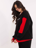 Hurt Czarna dresowa bluza bez kaptura z haftem