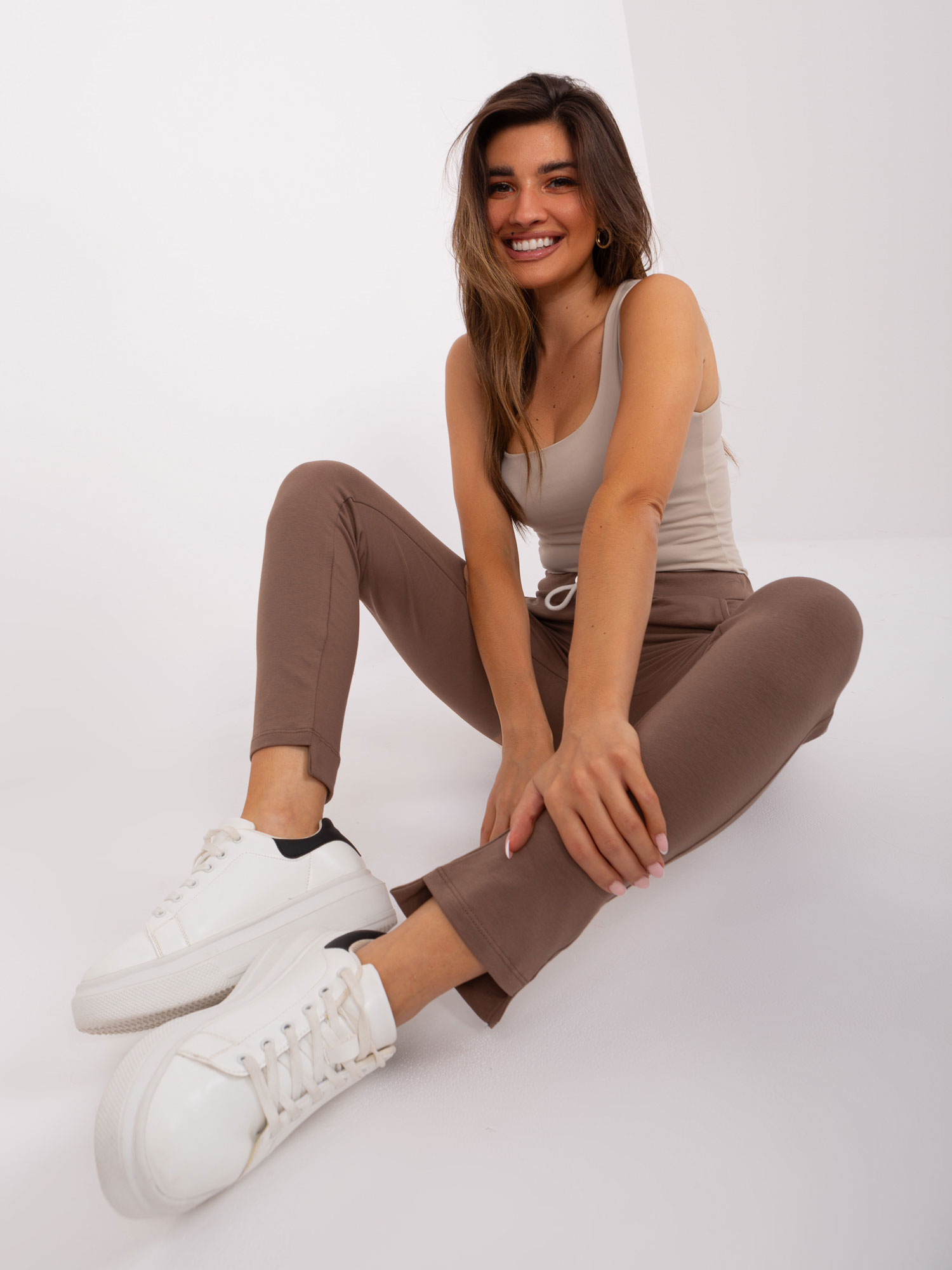 RELEVANCE Pantaloni