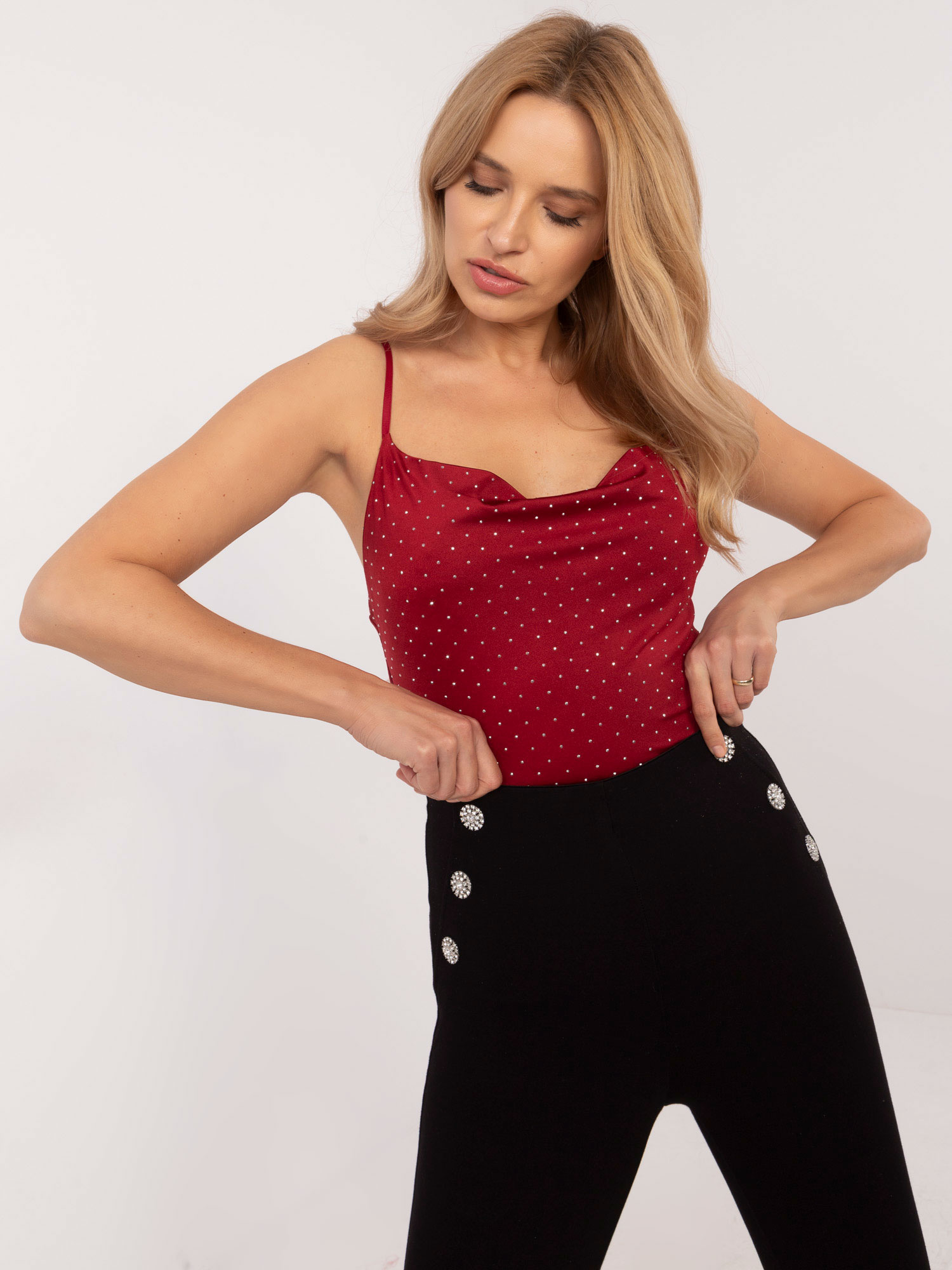 Burgundy fitted top for a party.