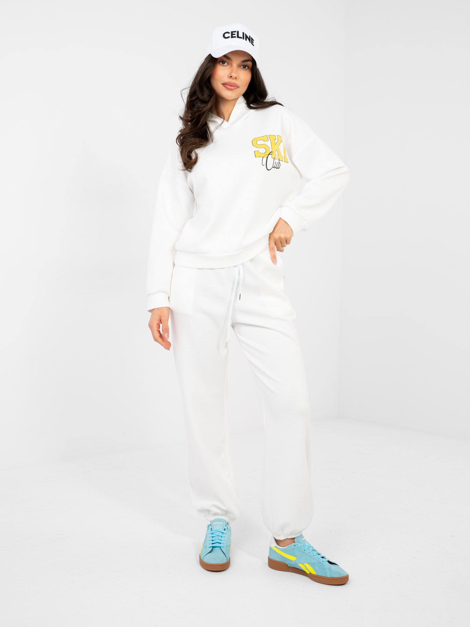 Ecru casual komplet z nadrukom RUE PARIS.