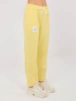 Żółty komplet ze zwężanymi nogawkami RUE PARIS 