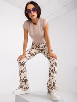 Beżowy t-shirt basic Peachy