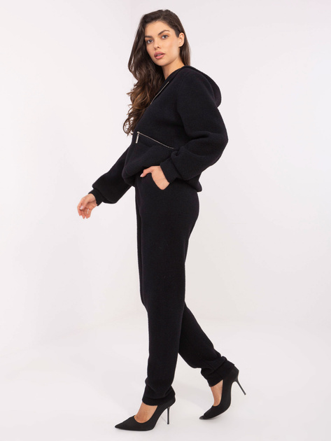 Czarny komplet alpaka z bluzą z kapturem