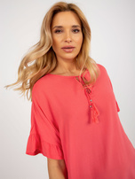 Hurt Koralowa sukienka z falbaną i krótkim rękawem Sindy SUBLEVEL