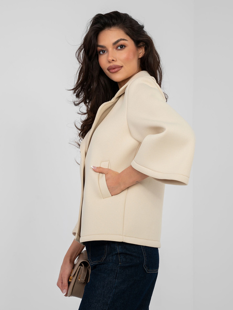 Jasnobeżowy jednorzędowy płaszcz z kołnierzem