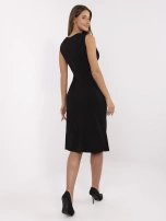 Czarna drapowana sukienka z rozcięciem