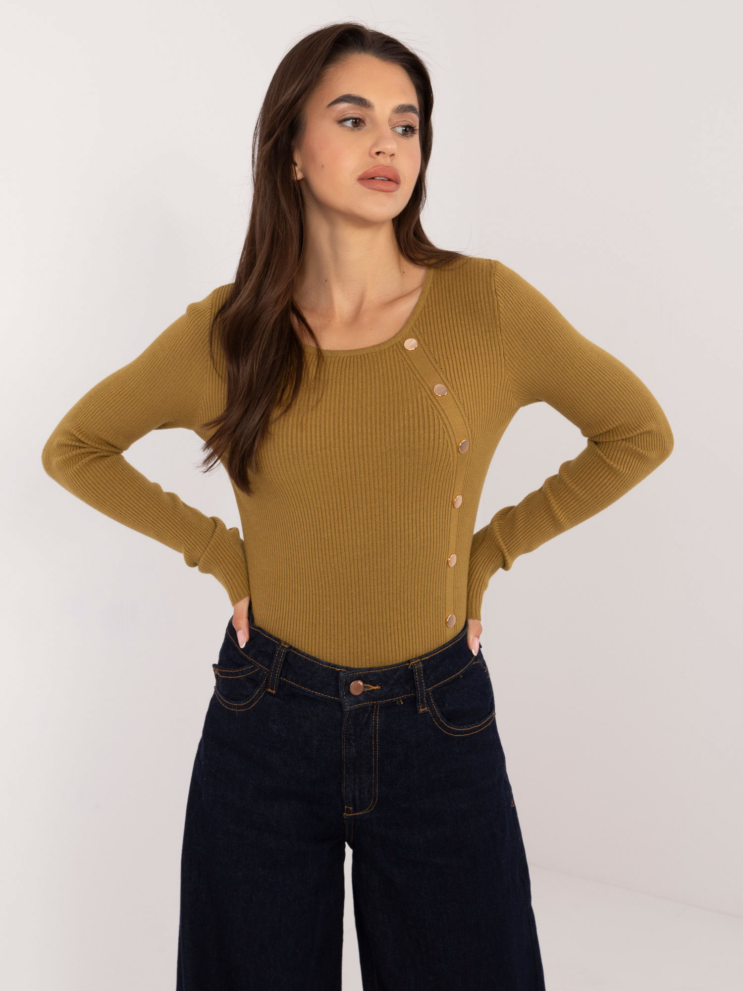 Sweter oliwkowy