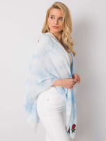 Jasnoniebieska chusta z naszywkami