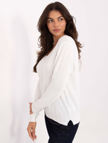 Ecru klasyczny sweter z dekoltem V