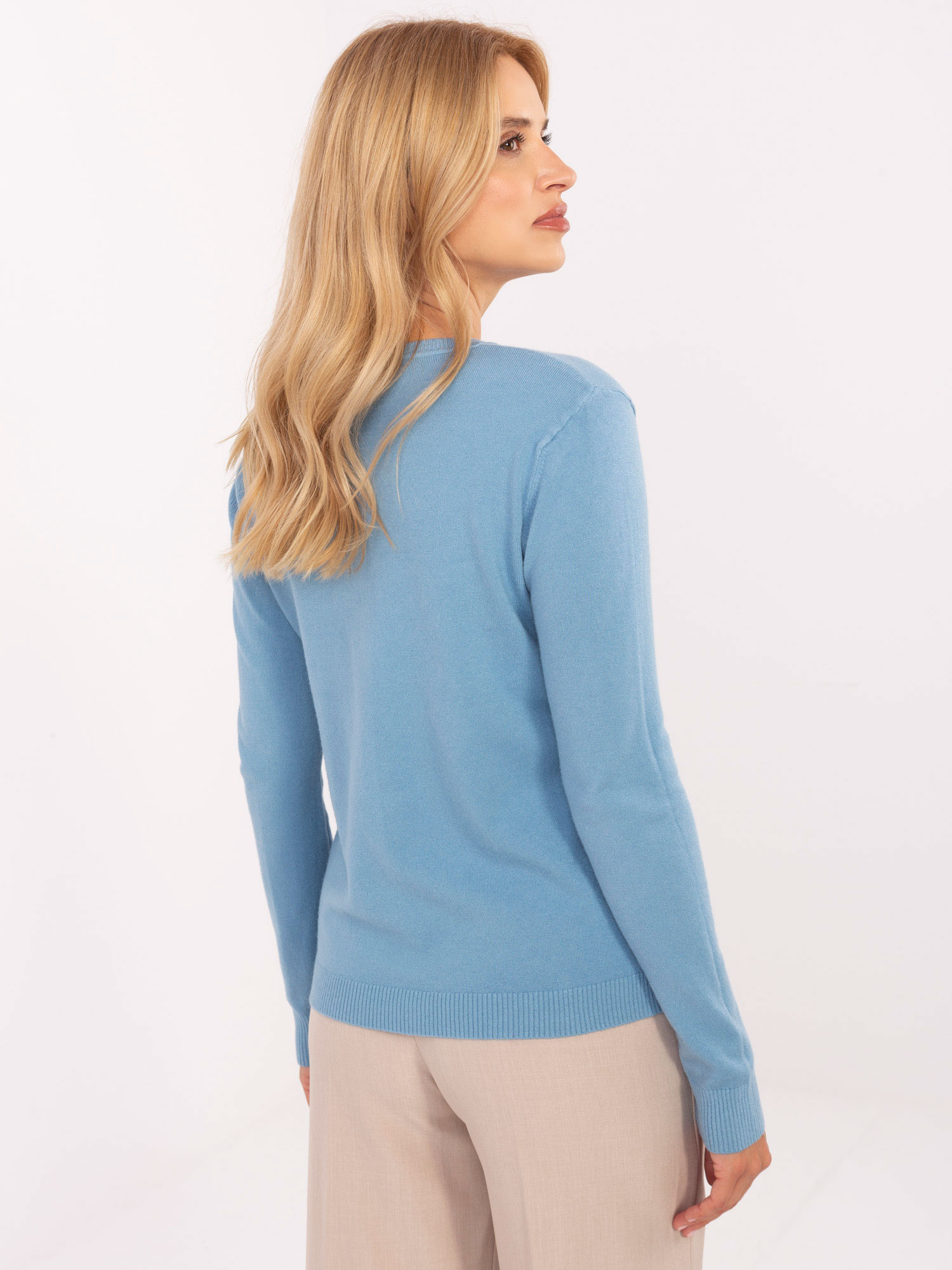 Sweter jasny niebieski