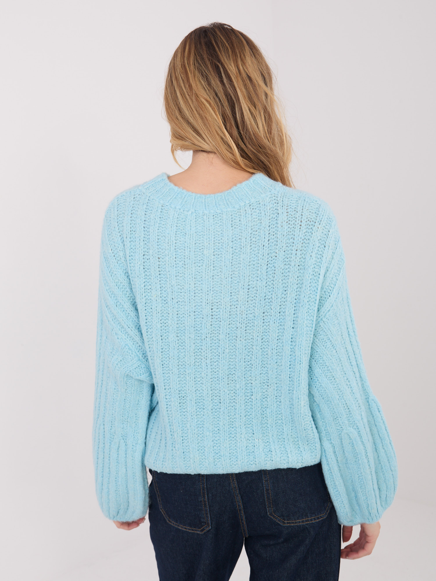Sweter jasny niebieski