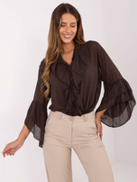 Czekoladowa koszula z falbankami przy rękawach 