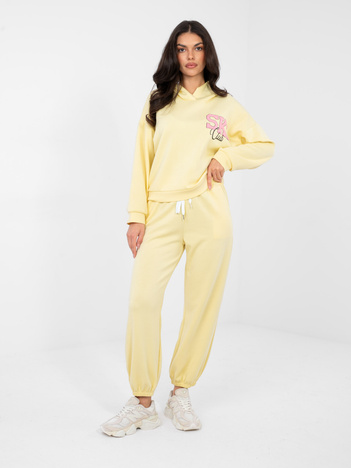 Pastelowy żółty dresowy komplet z miękkiego materiału RUE PARIS